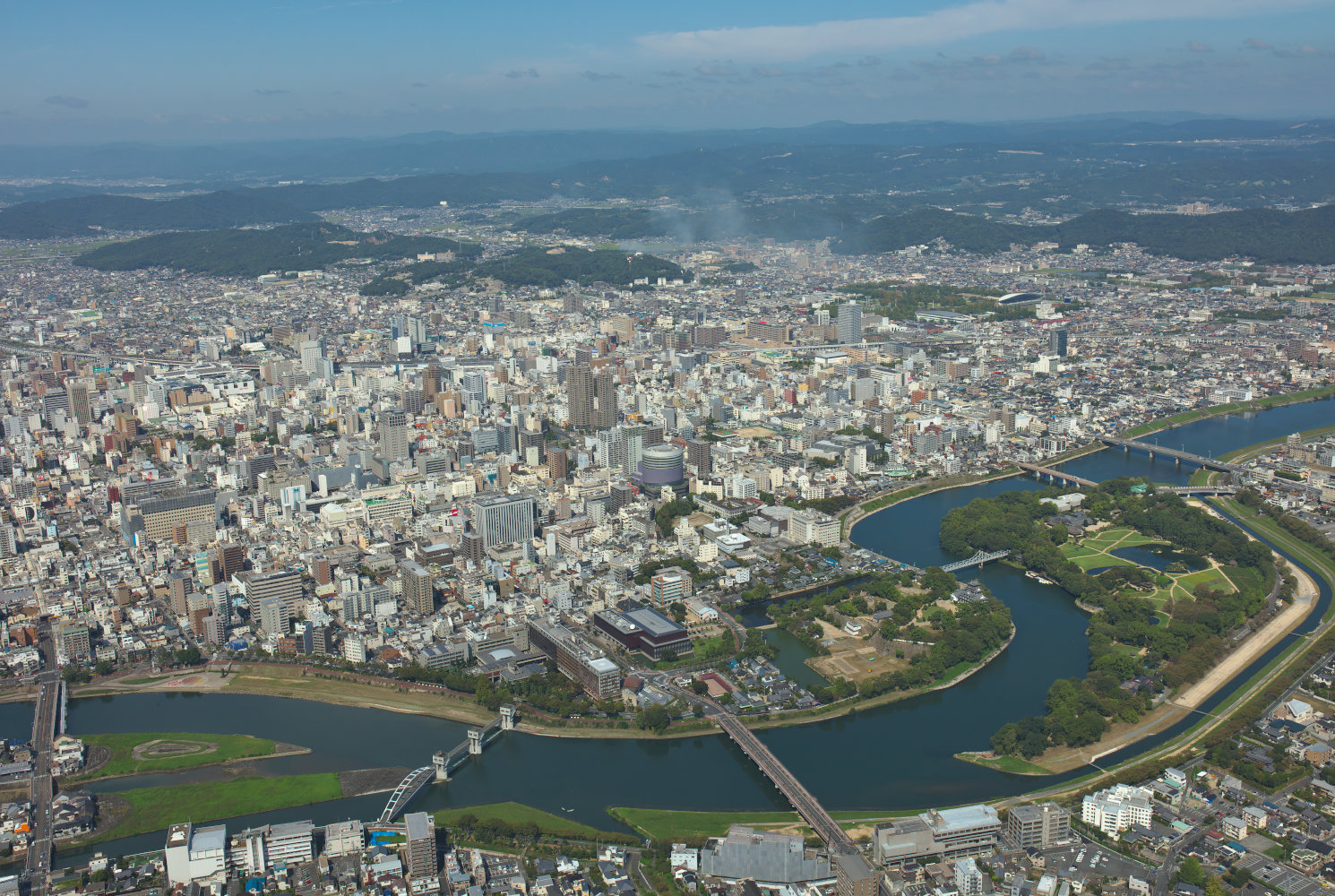 岡山市街（後楽園付近）