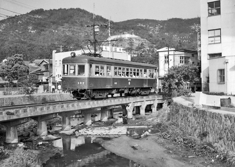 玉野市営モハ100形(玉橋付近)