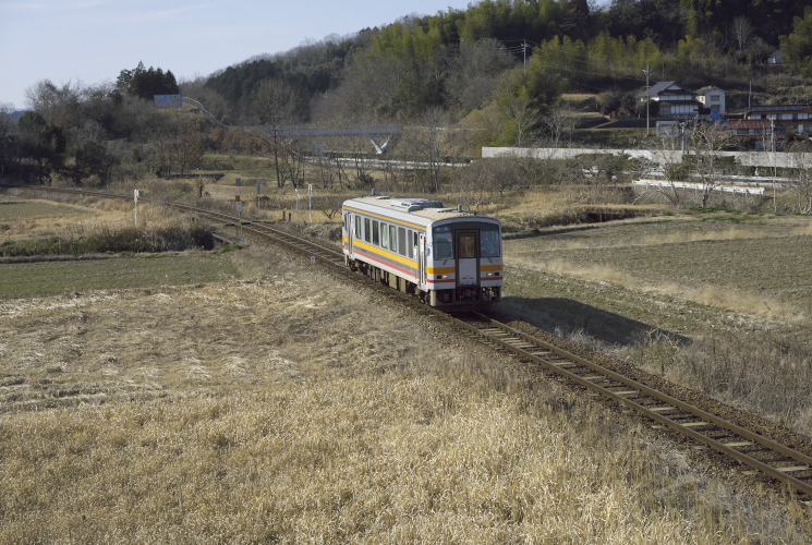 加茂駅構内