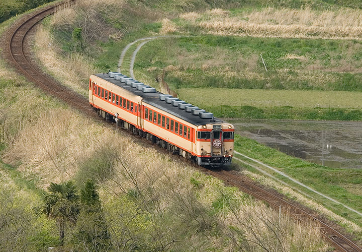 美作スローライフ列車