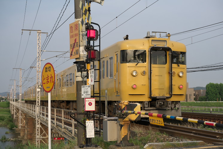 １１５系電車（B16編成）