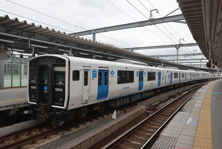ＢＥＣ８１９系（鹿児島本線折尾）