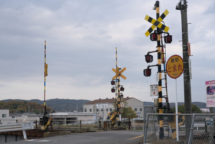 足守東踏切（吉備線）足守駅構内