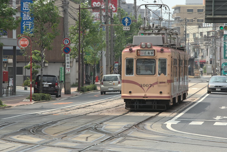 広電３００７号