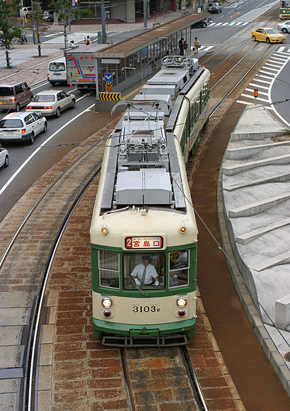 広島電鉄３００２号