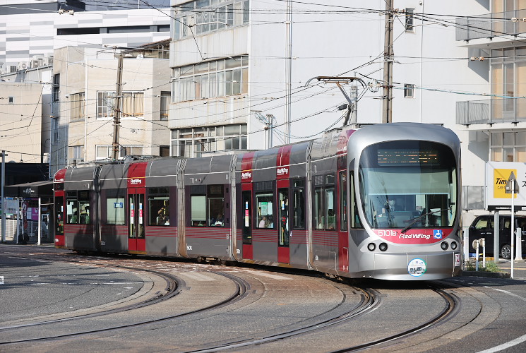 広島電鉄５１０１（稲荷町交差点）