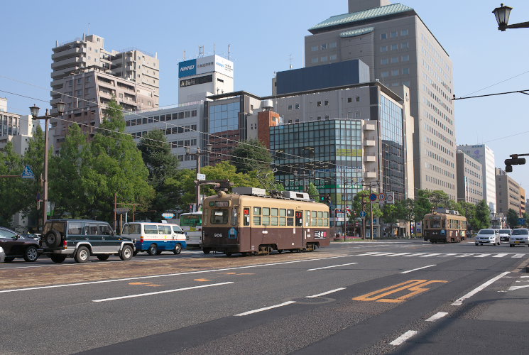 広電９００形（９０６号，９１０号）
