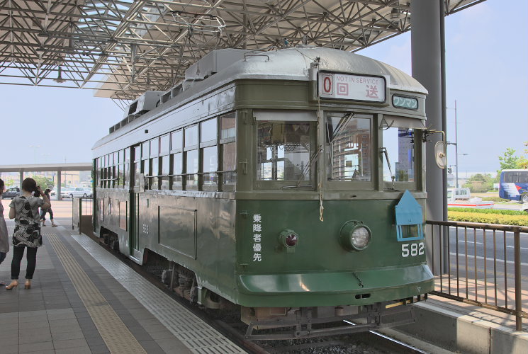 広島電鉄５８２号（広島港）