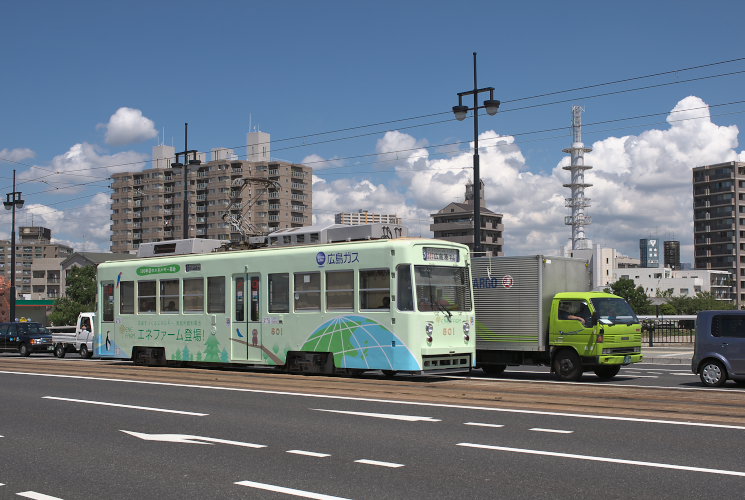 広島電鉄８０１号（御幸橋～皆実町六丁目）