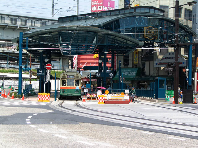 広島電鉄　横川駅