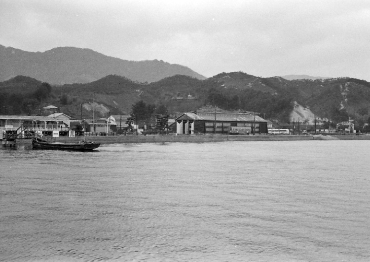 宮島口駅