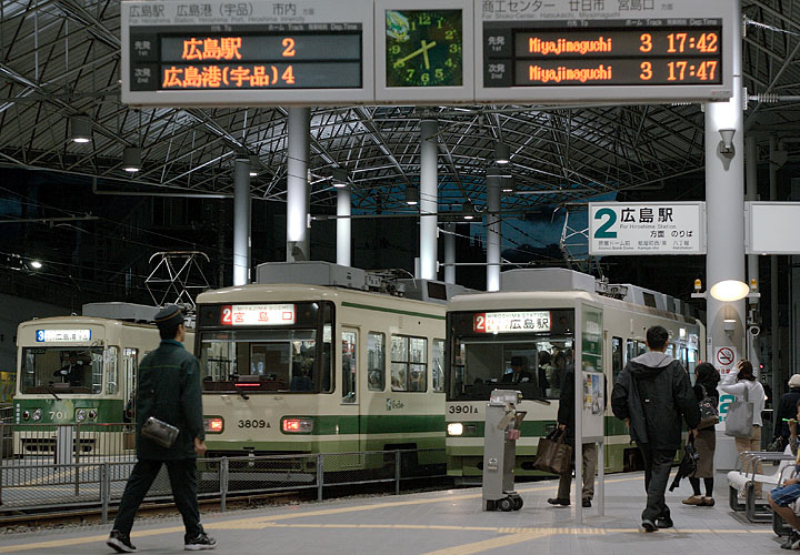 西広島駅（己斐）