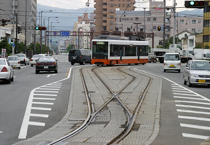 伊予鉄２１０２号