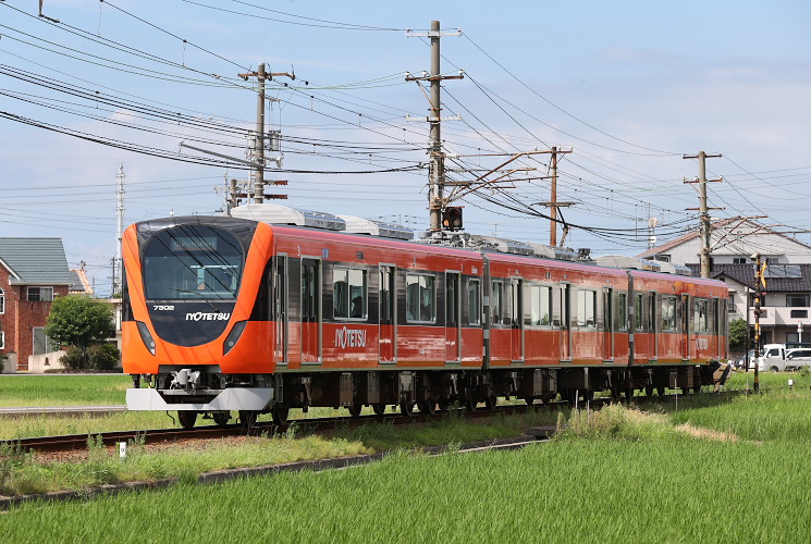 伊予鉄道７０００系電車（郊外線）