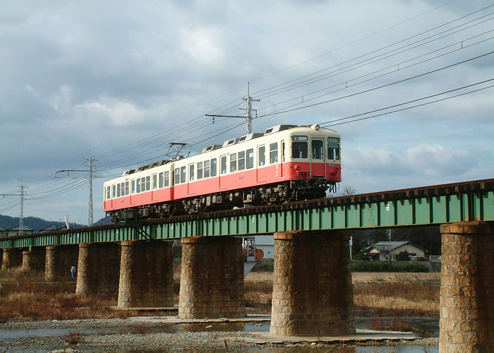 琴電　１０８０形（１０８１他）香東川橋梁（一宮～円座）