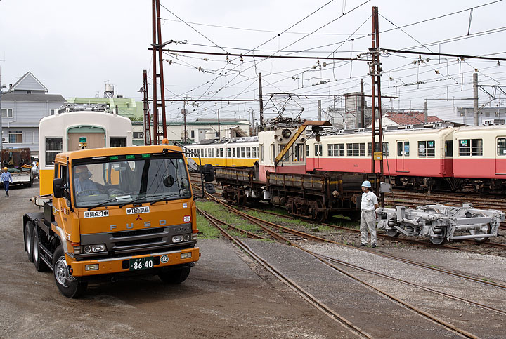 琴電１２１１号（仏生山工場）