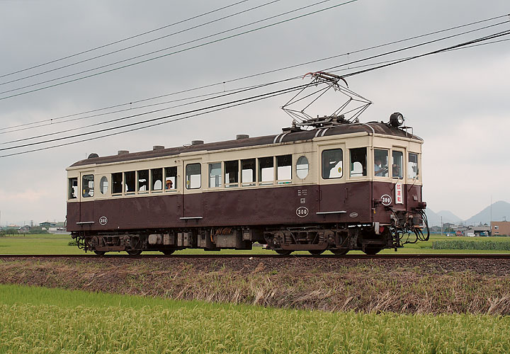 琴電３００号電車