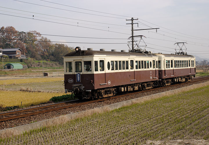 琴電３００号（井戸～白山）