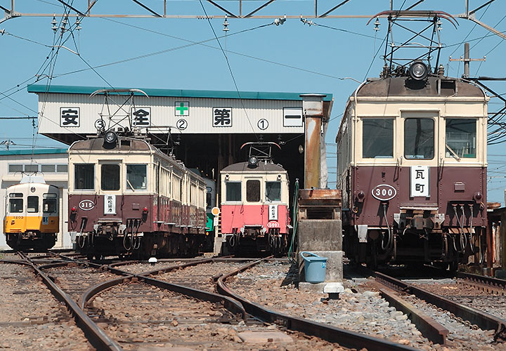 琴電３１５号（仏生山工場）