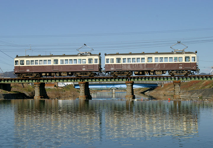 琴電３１５＋３２５（学園通り～平木）新川橋梁