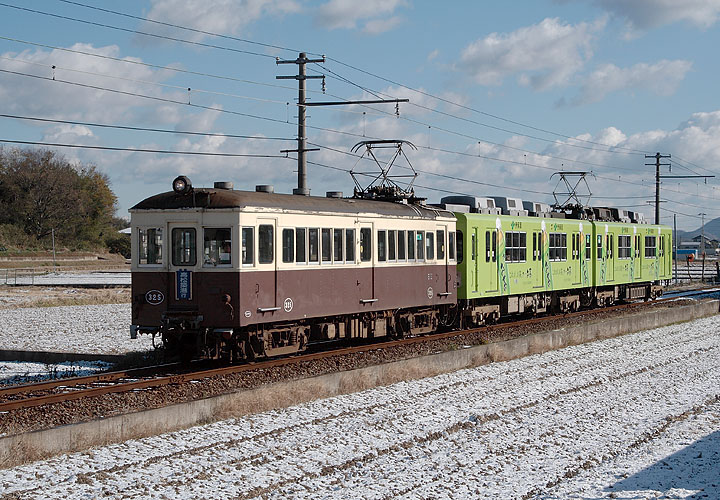 高松琴平電鉄３２５号（井戸～白山）