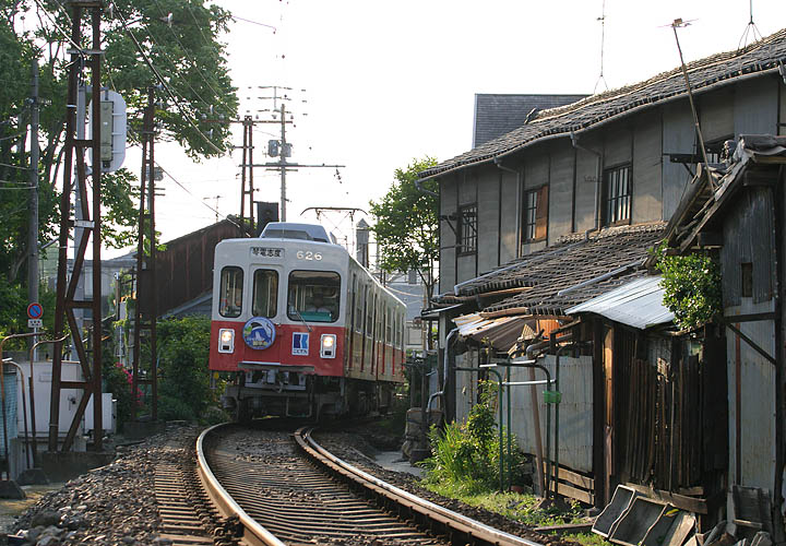 琴電６２６号（今橋 ～ 松島二丁目）讃州堂書店付近