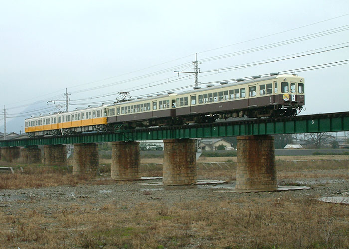 琴電８１０号（円座～一宮）