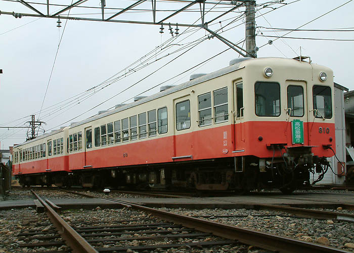 琴電８２０＋８１０（仏生山）