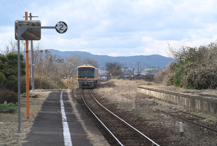 軌道検測車を追う（因美線）高野駅