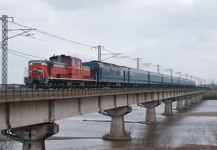 ３列車出雲号