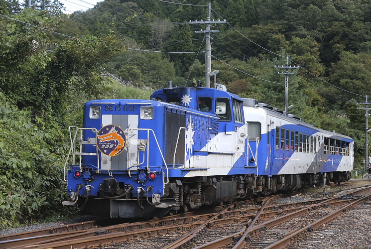 奥出雲おろち号