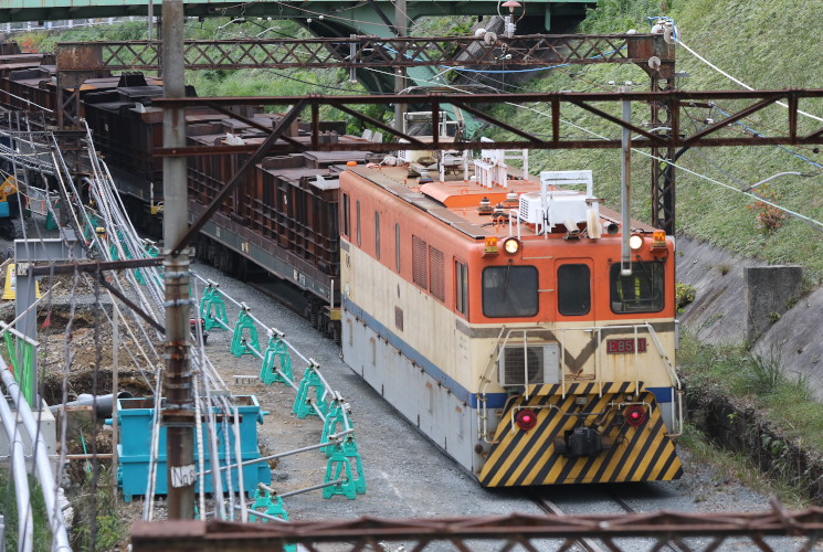 新日本製鉄Ｅ８５０１