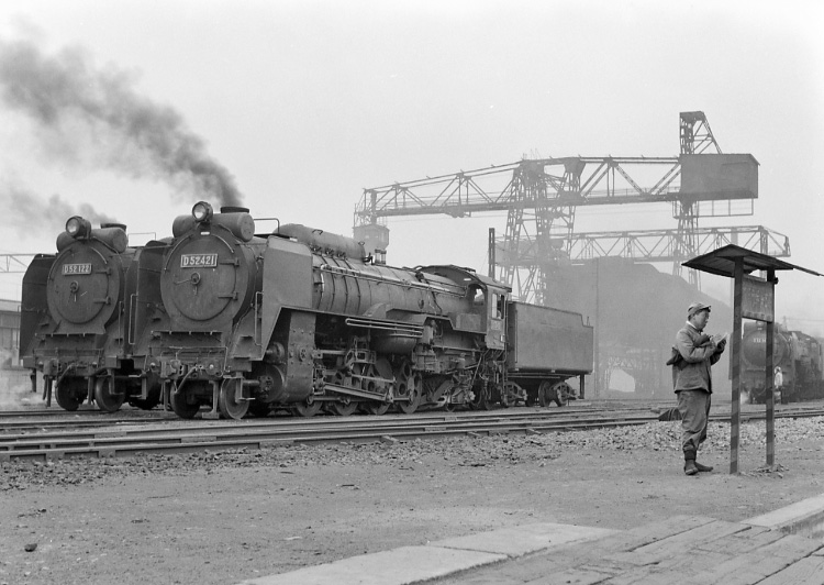Ｄ５２　４２１