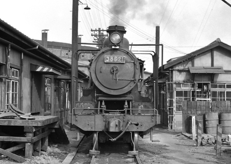 ３８６２１号機関車（竜華機関区）