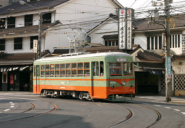 岡電３００５号