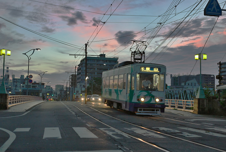 ７７０１号（京橋）