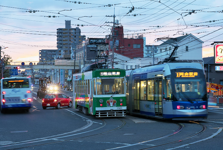 岡電“１０１１号”