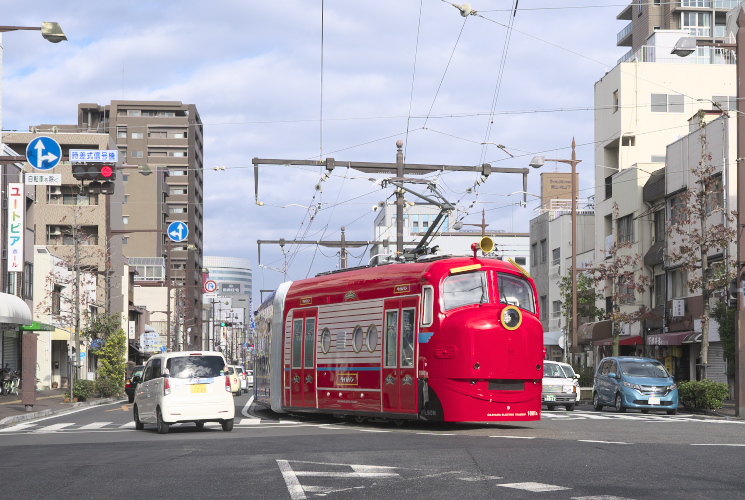 岡電１０８１号（西大寺町）