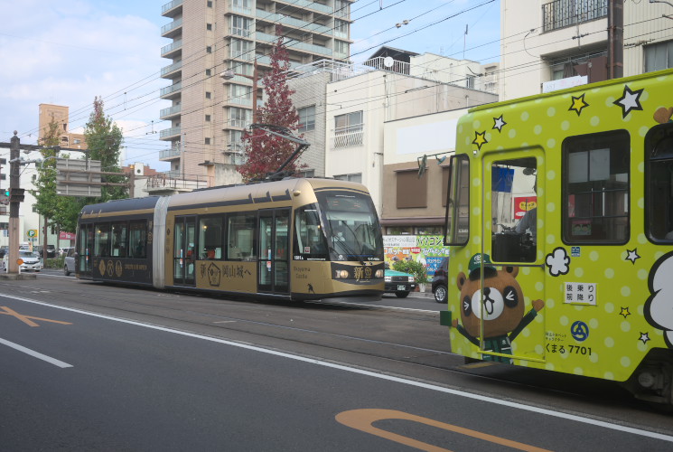 岡電１０１１号（西大寺町）