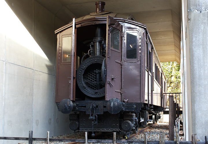 工藤式蒸気動車（キハニ６４０１）