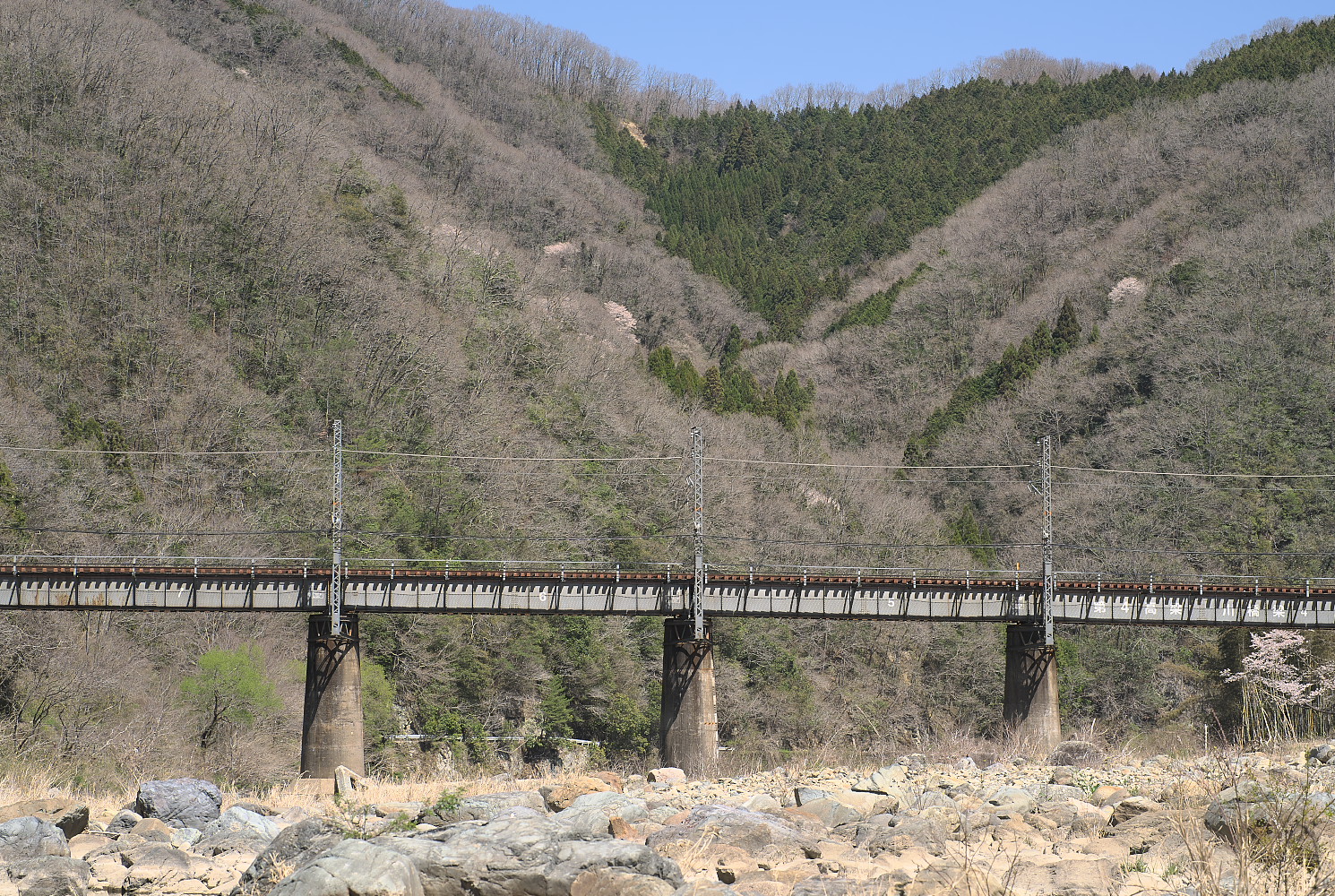 第四高梁川橋梁（木野山~備中川面）伯備線