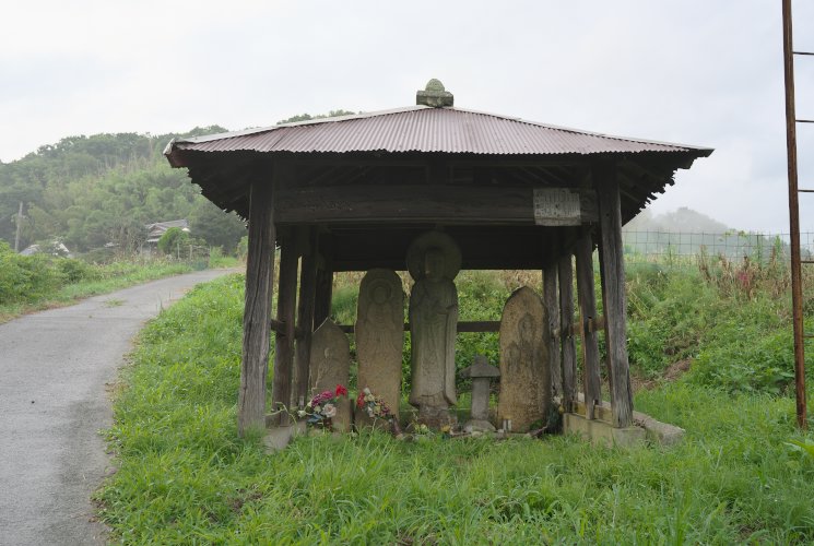 畑鮎地蔵堂（岡山市北区畑鮎）