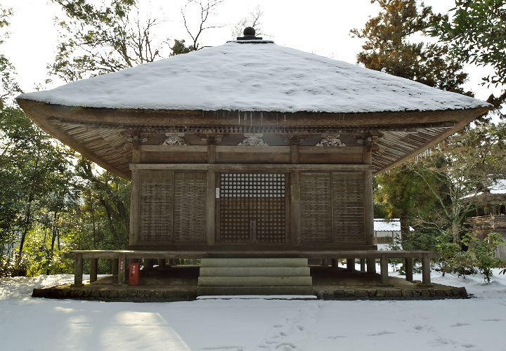 金山寺三重塔