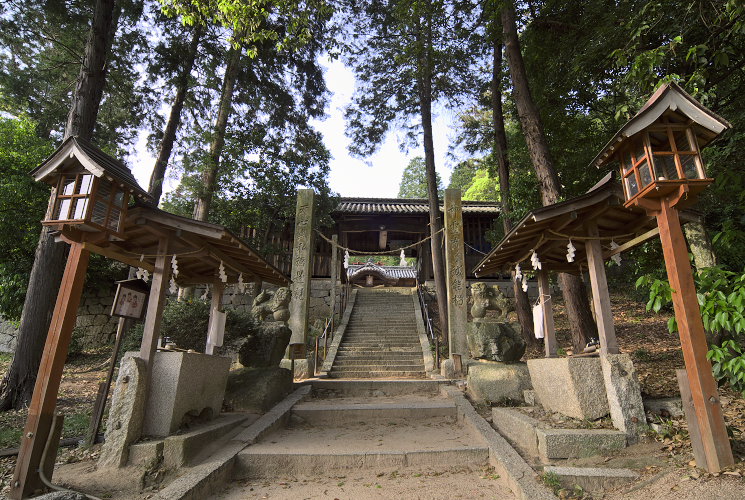 百射山神社