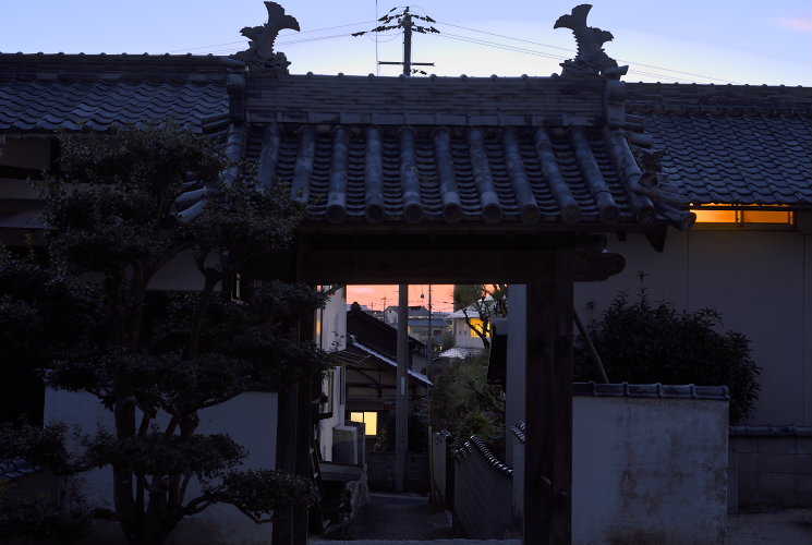 持寶院山門