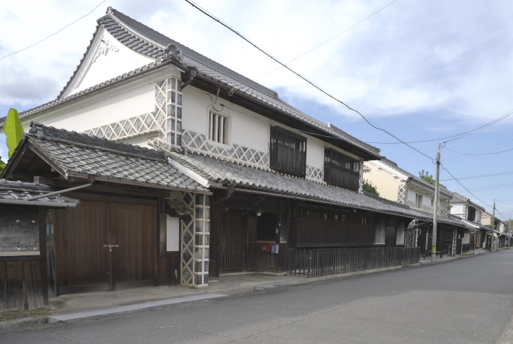 建部町に残る明治の町並み（岡山市北区畑鮎）