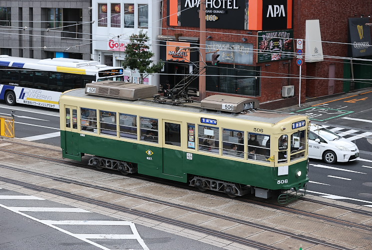 長崎電気軌道 ５０６号電車（長崎駅前付近）