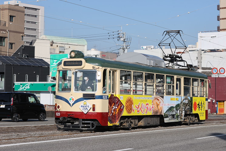 とさでん交通　６００形　６２３号（はりまや橋～蓮池通）